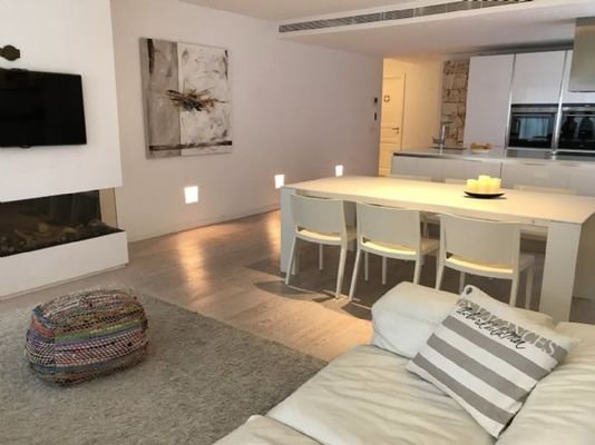 PORTO CRISTO: Luxuriöse Penthouse-Wohnung in exklusiver Wohnanlage mit Gemeinschaftspool, Fitnessraum und Tiefgarage