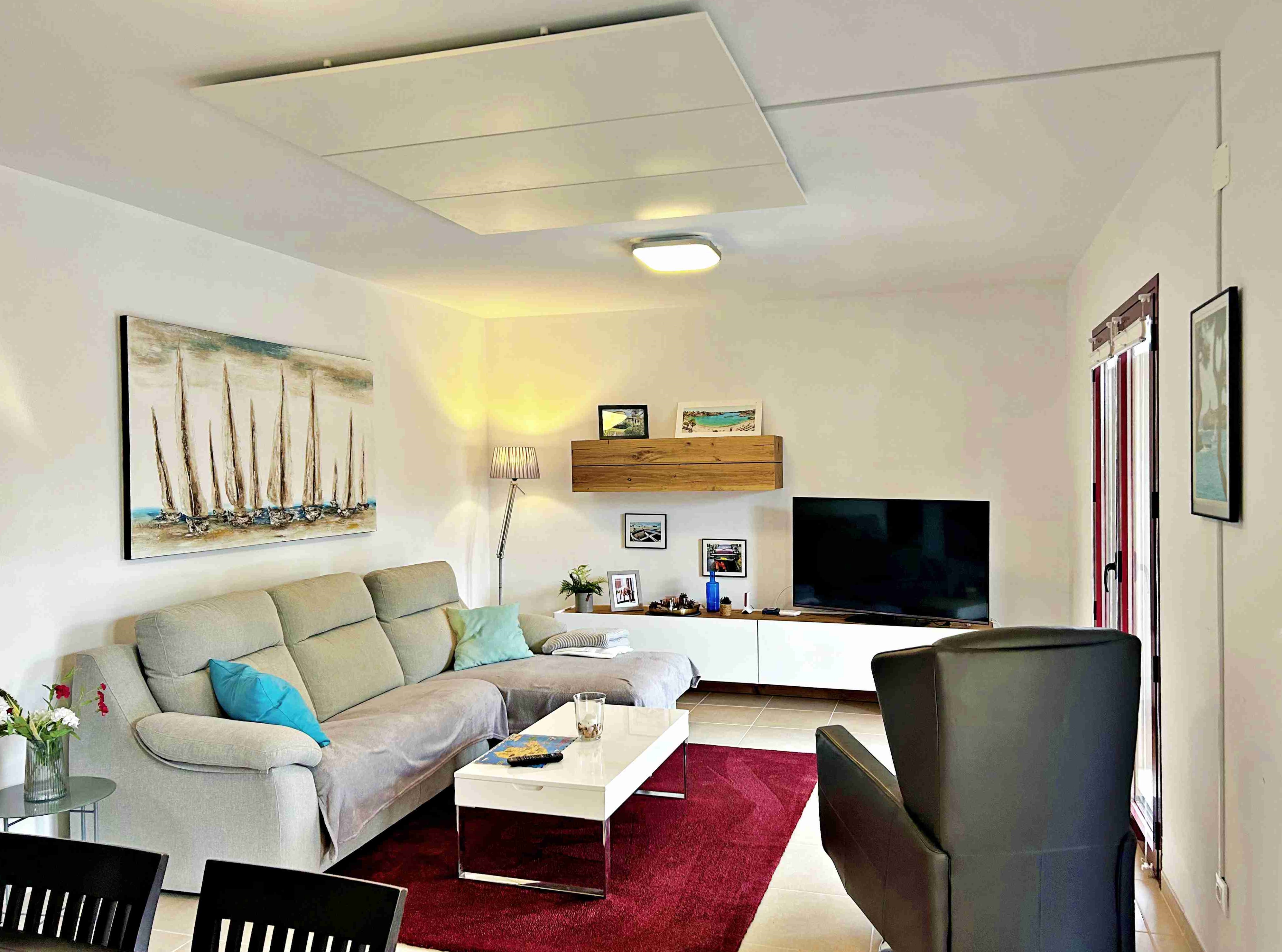 CALA MANDIA: Modernes Einfamilienhaus mit gehobener Ausstattung, Privatsphäre und Swimmingpool in strandnaher Lage