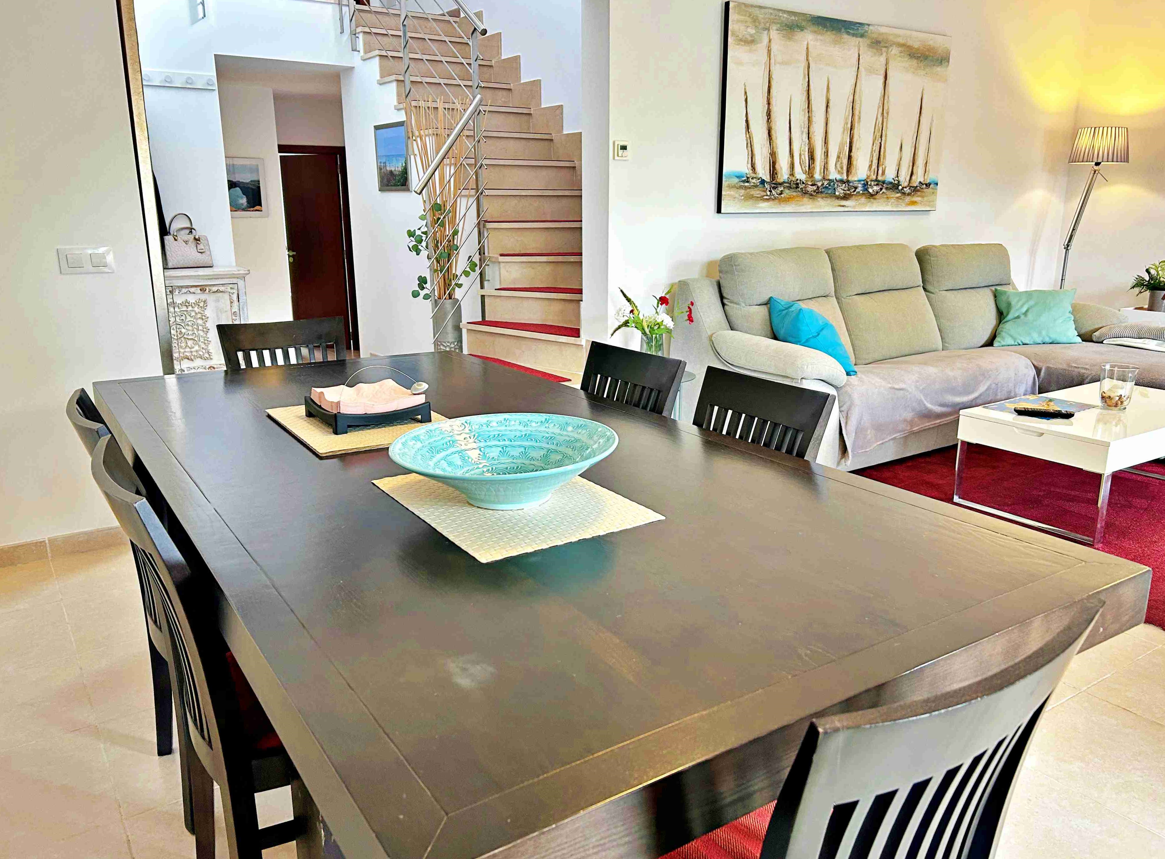 CALA MANDIA: Modernes Einfamilienhaus mit gehobener Ausstattung, Privatsphäre und Swimmingpool in strandnaher Lage