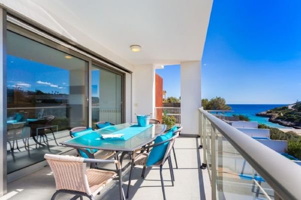 PORTO CRISTO: Moderne Meerblick-Villa mit exklusiver Ausstattung in bevorzugter, strandnaher Lage
